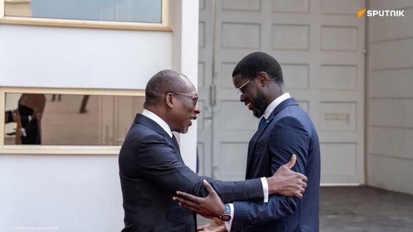Départ fracassant des pays de l'AES d'une réunion de l'UEMOA: le Sénégal et le Bénin volent à la rescousse - Sputnik Afrique