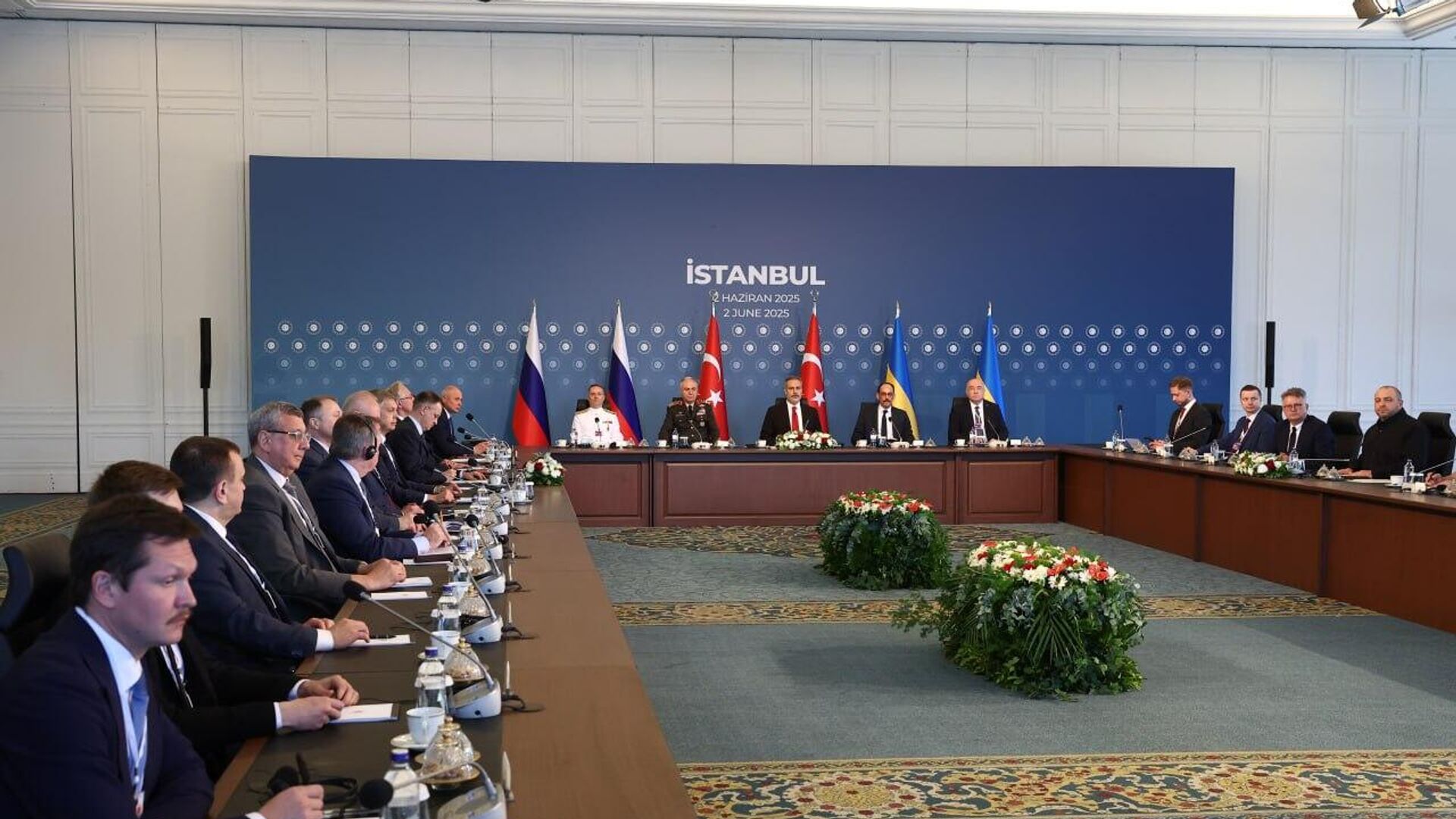 Moscow, Kiev to Hold Third Round of Talks, Begin Discussing Draft Settlement Deal, Kremlin Says Moscow, Kiev to Hold Third Round of Talks, Begin Discussing Draft Settlement Deal, Kremlin Says - Sputnik Africa, 1920, 17.07.2025