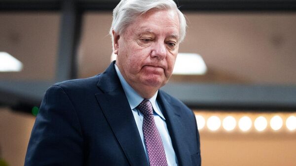 Expert Links Lindsey Graham's* Geopolitical Stance to Financial Interests and Racism - Sputnik Africa