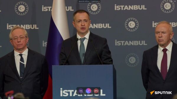 Russian delegation head Medinsky talks to press after the third round of talks with Ukraine - Sputnik Africa