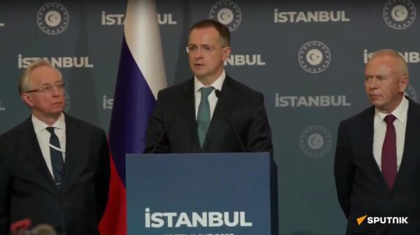 Moscou a proposé à Kiev de former trois groupes de travail qui travailleront en ligne, selon le chef de la délégation russe à Istanbul - Sputnik Afrique