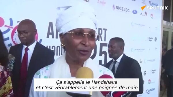 Une poignée de main pour bâtir le numérique: un salon sur la cybersécurité s'ouvre à Niamey - Sputnik Afrique