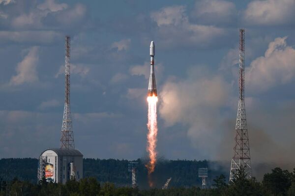 #viral | Russia Launches Soyuz Rocket With 20 Spacecraft - Sputnik Africa