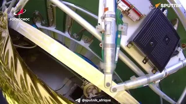 ▶ Les satellites Ionosfera-M se séparent du bloc d'accélération Fregat - Sputnik Afrique