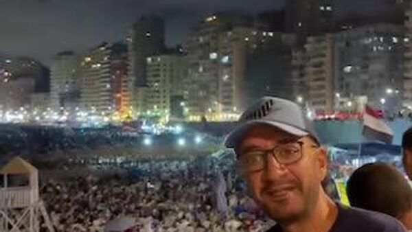 Plage pleine à 100%: ceci n'est pas une exagération, mais une évaluation du Département central du tourisme et des stations balnéaires d'Alexandrie (Égypte) - Sputnik Afrique