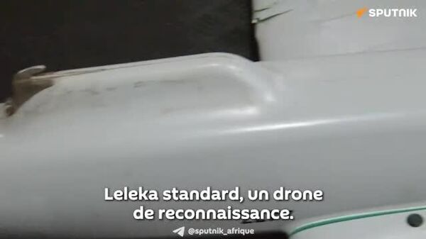 ▶ Des spécialistes russes ont fait atterrir un drone ukrainien Leleka dans la région de Zaporojié - Sputnik Afrique