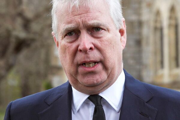 Elon Musk, Bill Gates, Bill Clinton et le prince Andrew cités dans les documents de l'affaire Epstein - Sputnik Afrique