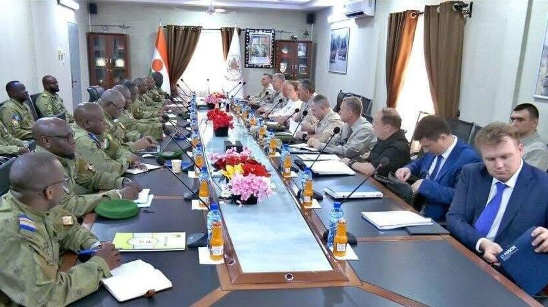 Russia Deepens Energy and Defense Ties With Niger in Landmark Visit Russia Deepens Energy and Defense Ties With Niger in Landmark Visit - Sputnik Africa, 1920, 29.07.2025