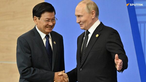Vladimir Poutine s'entretiendra avec le Président du Laos - Sputnik Afrique