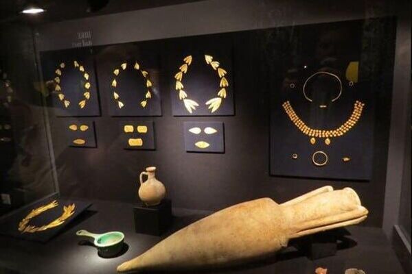 Vols coloniaux: comment les nations occidentales pillent les trésors culturels de l’Ukraine - Sputnik Afrique