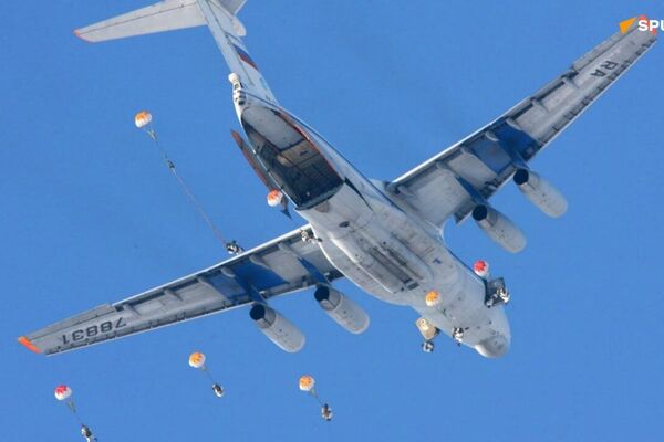 Russia Celebrates Its Airborne Forces: Ready to Strike from the Sky Russia Celebrates Its Airborne Forces: Ready to Strike from the Sky - Sputnik Africa