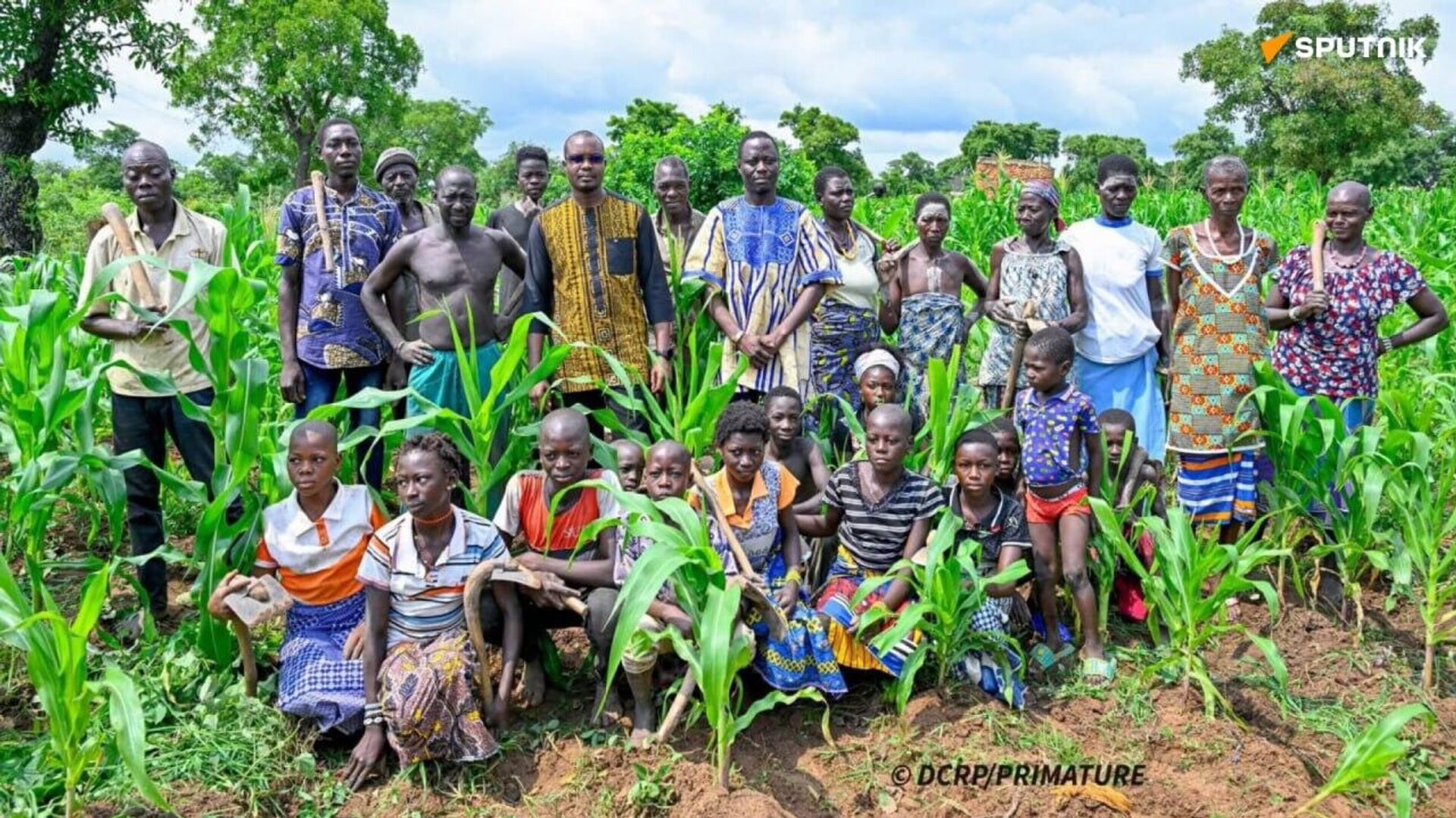 Soutenir les exploitations familiales est un pilier pour la sécurité alimentaire du Burkina, et un ministre le prouve Soutenir les exploitations familiales est un pilier pour la sécurité alimentaire du Burkina, et un ministre le prouve - Sputnik Afrique, 1920, 03.08.2025