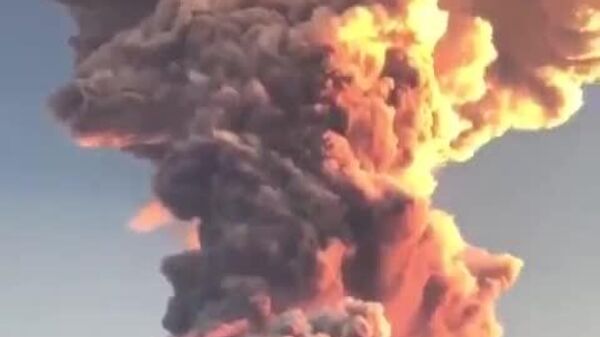 #viral | Indonesia’s Rumbling Mount Lewotobi Laki-Laki Erupts Again - Sputnik Africa
