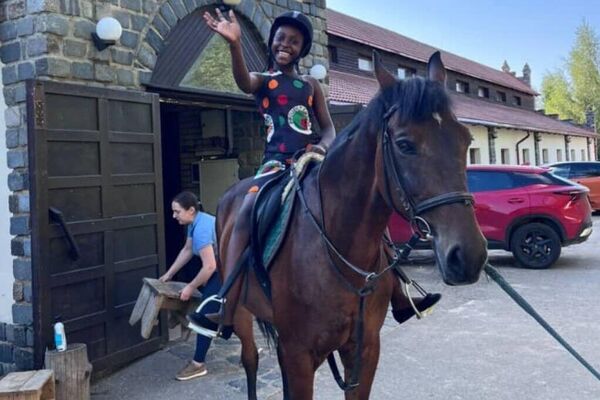 Une adolescente zambienne à Moscou grâce au programme d'une fondation Une adolescente zambienne à Moscou grâce au programme d'une fondation - Sputnik Afrique