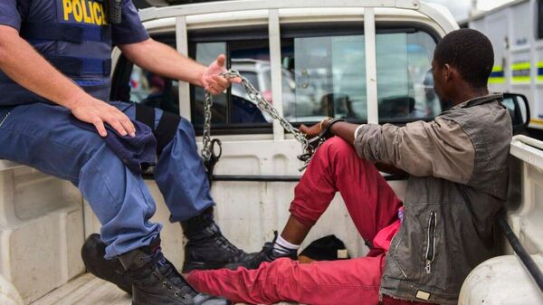 South Africa Deports Nearly 10,000 Illegal Immigrants in Three Months - Sputnik Africa
