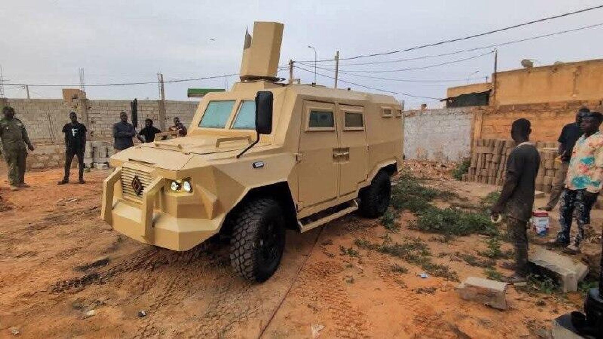 Nigerien Company Unveils Its New Armored Vehicle Designed By & For Sahel Nigerien Company Unveils Its New Armored Vehicle Designed By & For Sahel - Sputnik Africa, 1920, 04.08.2025