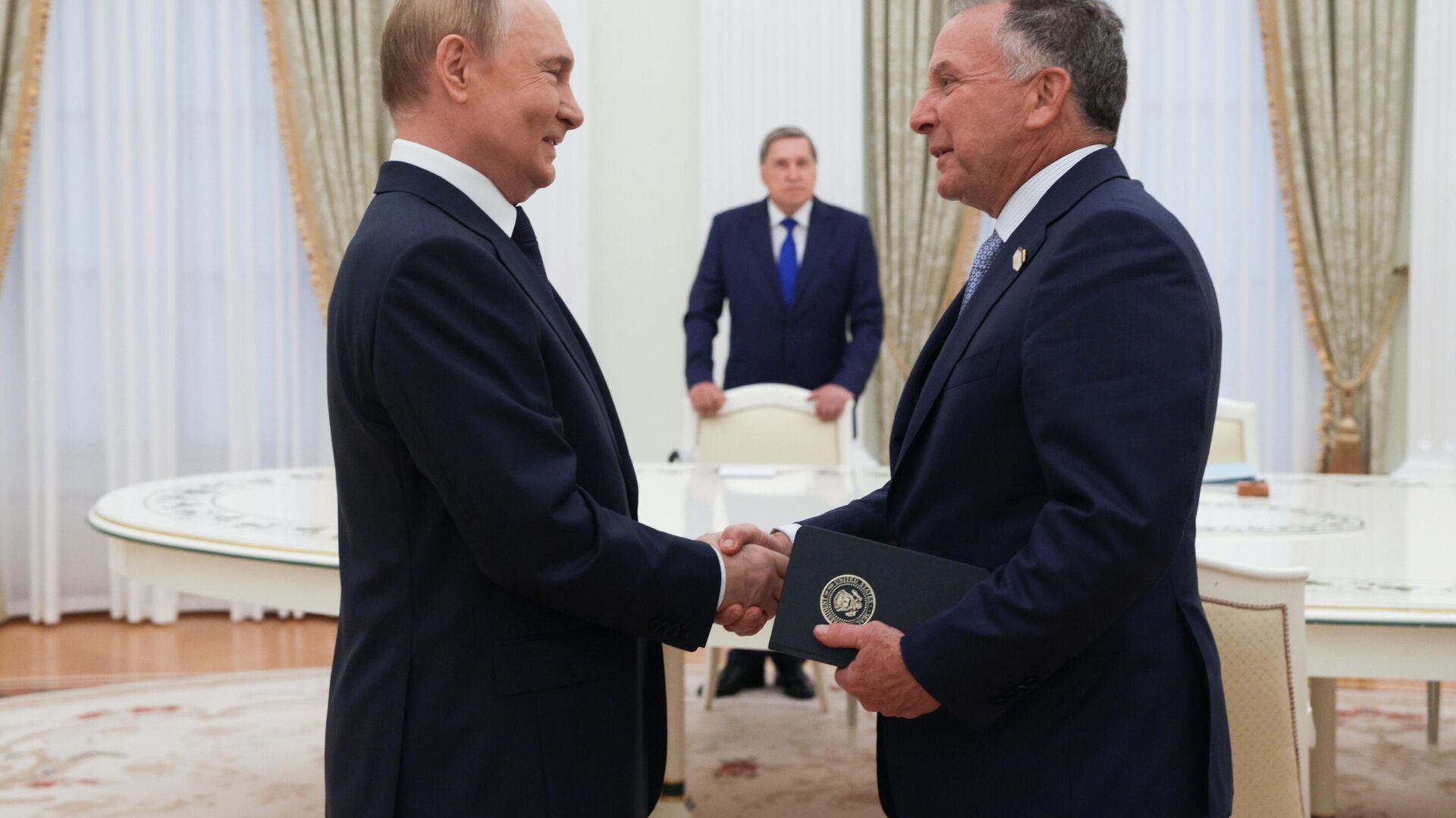 President Vladimir Putin met with US Special Presidential Envoy for the Middle East Steven Witkoff President Vladimir Putin met with US Special Presidential Envoy for the Middle East Steven Witkoff - Sputnik Africa, 1920, 06.08.2025