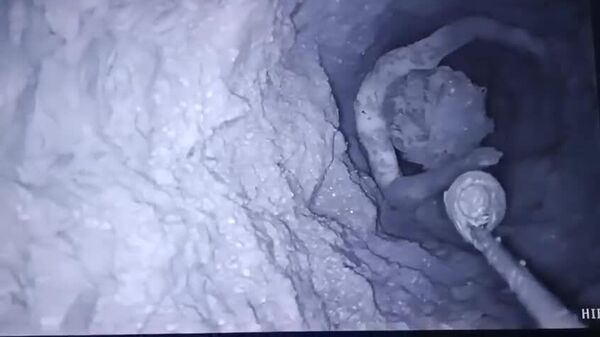 Sauvetage miraculeux d’un enfant de 4 ans dans un puits en Syrie - Sputnik Afrique