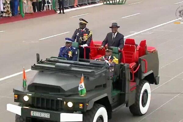 Indépendance ivoirienne: 65 ans d’histoire célébrés en grande pompe Indépendance ivoirienne: 65 ans d’histoire célébrés en grande pompe - Sputnik Afrique