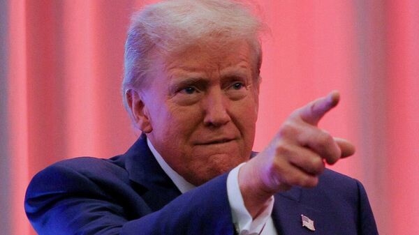 La perspective d'adoption de nouvelles sanctions US contre la Russie dépend des actions de Moscou, selon Trump - Sputnik Afrique