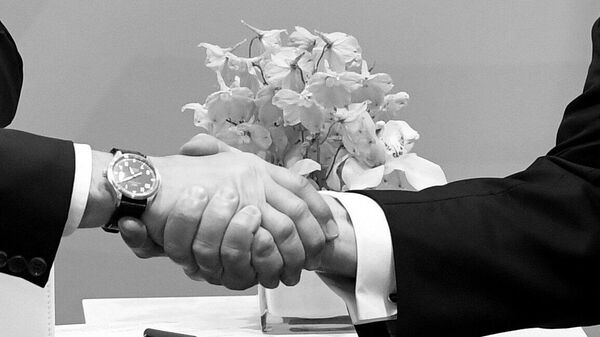 Rencontre Poutine-Trump: C'est une étape, à mon avis, indispensable - Sputnik Afrique