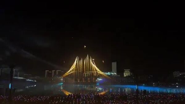 L’Arbre de vie illumine Chengdu pour les Jeux mondiaux - Sputnik Afrique