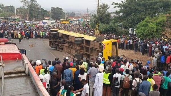 At least 25 people, including a baby, have died in a bus crash in western Kenya, the Daily Nation reports - Sputnik Africa