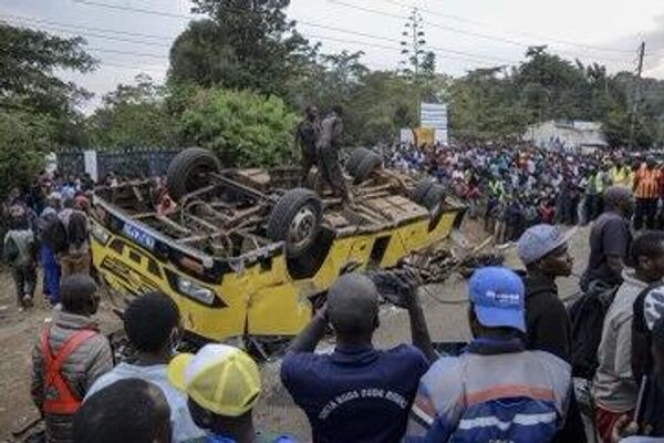 More Footage From the Site of Bus Crash in Kenya That Killed At Least 25 - Sputnik Africa