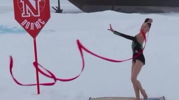 Une gymnaste russe conquiert le pôle Nord avec un record unique - Sputnik Afrique