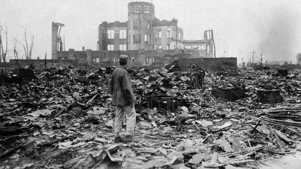 80 ans après les bombardements atomiques, les USA se persuadent de plus en plus qu'ils ont bien fait, selon la diplomatie russe - Sputnik Afrique