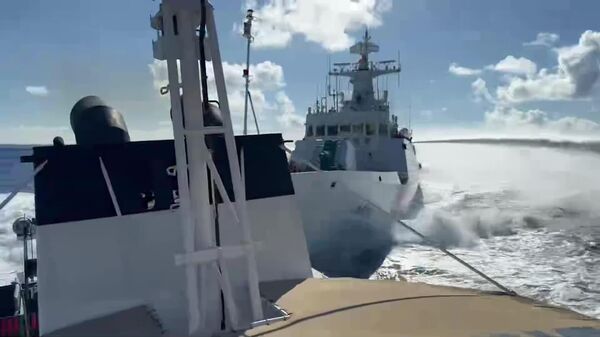 #viral | Two Chinese Naval Vessels Collide While Chasing Philippine Ship in South China Sea - Sputnik Africa
