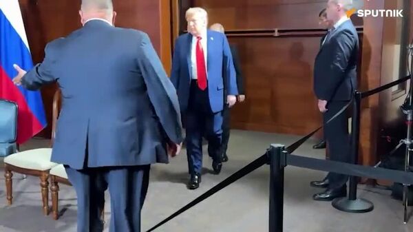 Le Kremlin publie des images des entretiens entre Poutine et Trump - Sputnik Afrique