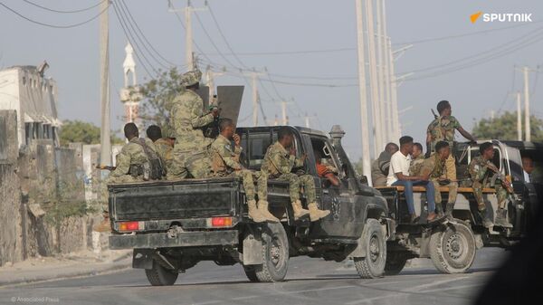 Les forces armées somaliennes éliminent 11 membres d'Al Shabaab, dont un chef local - Sputnik Afrique