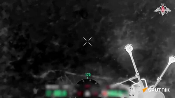 Frappes de drones précises et puissantes sur tous les axes: nouvelle vidéo de la Défense russe - Sputnik Afrique