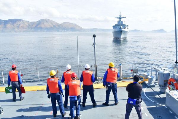 Inside Exercise RED LION 2025: SA Navy in Action Inside Exercise RED LION 2025: SA Navy in Action - Sputnik Africa