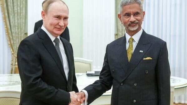 President Putin Welcomes India's External Affairs Minister S - Sputnik Africa