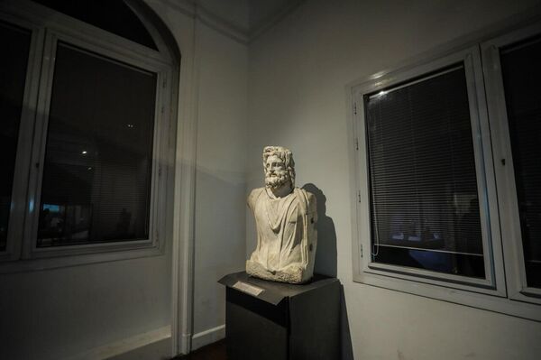 Le Musée national d'Alexandrie offre un plongeon dans Les secrets de la cité engloutie Le Musée national d'Alexandrie offre un plongeon dans Les secrets de la cité engloutie - Sputnik Afrique