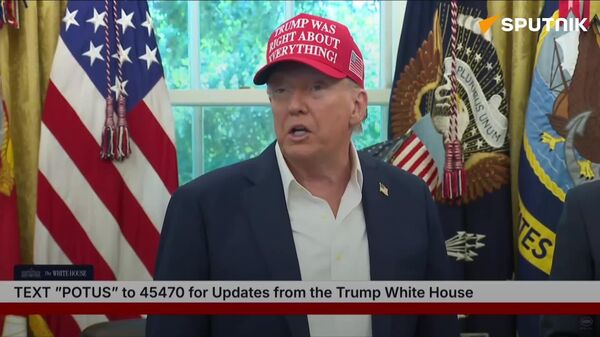 Trump said that within 2 weeks he will make a very important decision on Ukraine depending on further actions of Moscow and Kiev - Sputnik Africa