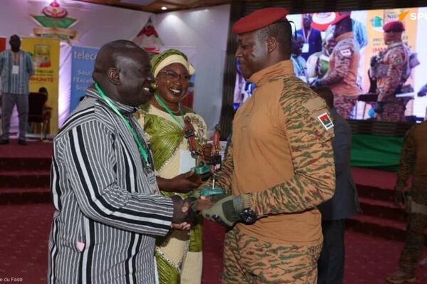 Excellence scolaire: Ibrahim Traoré honore les meilleurs élèves et enseignants - Sputnik Afrique