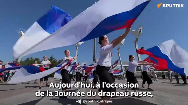 Un drapeau russe de 2 - Sputnik Afrique