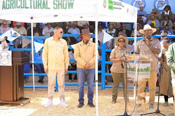 Botswanan President Urges Modern Technologies to Revolutionize Agriculture Botswanan President Urges Modern Technologies to Revolutionize Agriculture - Sputnik Africa