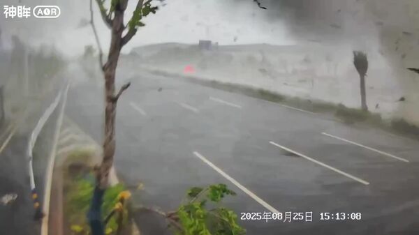 #viral | Tornado Tears Through Danzhou, China - Sputnik Africa