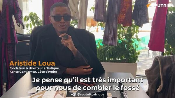 Un design qui parle à l'âme et à la culture: le BRICS+ Fashion Summit s'ouvre à Moscou - Sputnik Afrique