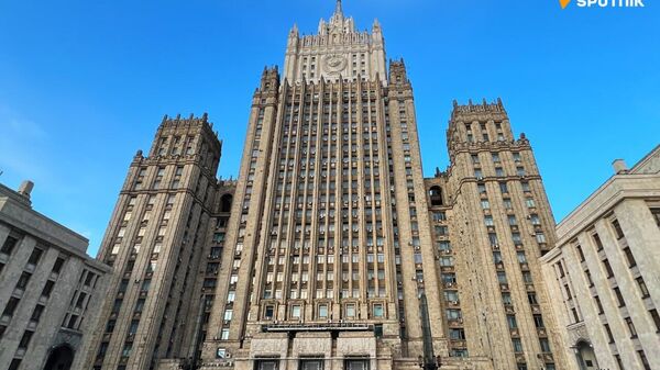 Russia strongly condemns the decision of the UK, Germany and France (E3) to restore sanctions against Iran, the Russian MFA says - Sputnik Africa