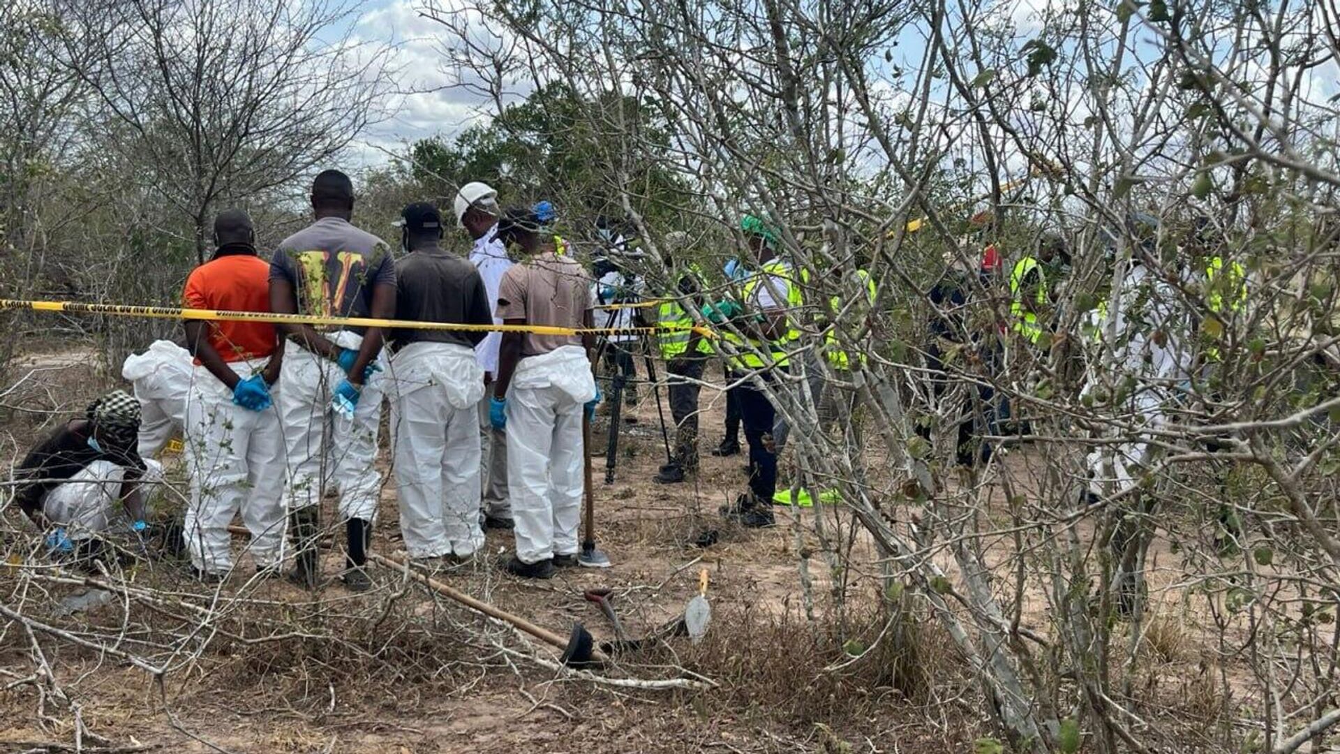 New Horror Unfolds in Kenya With Suspected Cult Victims Found in Village Graves New Horror Unfolds in Kenya With Suspected Cult Victims Found in Village Graves - Sputnik Africa, 1920, 29.08.2025