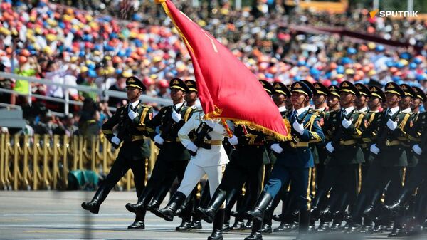 Vladimir Poutine sera aux côtés de ses homologues chinois et nord-coréen lors du défilé militaire à Pékin - Sputnik Afrique