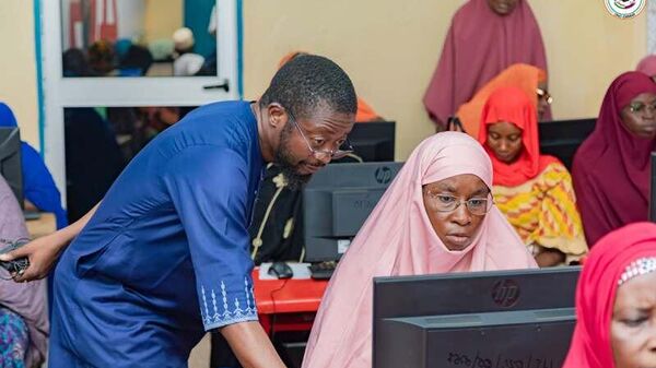 Une ONG russe forme le personnel du ministère nigérien du Commerce à la documentation - Sputnik Afrique