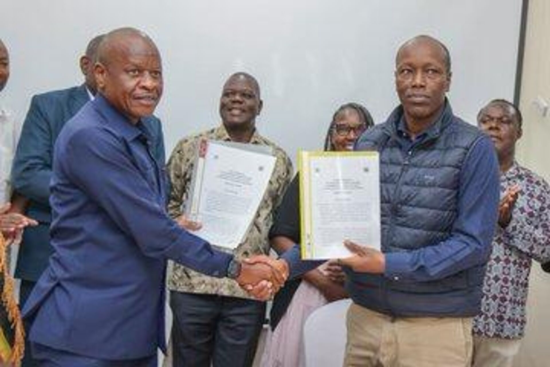Kenya, Uganda Sign Deal to Ease Border Congestion, Kenyan Ministry of Trade Says Kenya, Uganda Sign Deal to Ease Border Congestion, Kenyan Ministry of Trade Says - Sputnik Africa, 1920, 31.08.2025