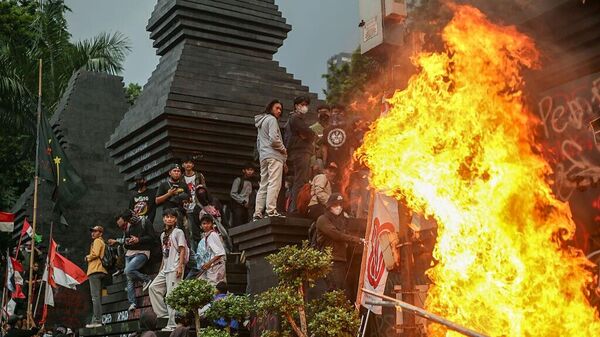 Western Powers Seize on Indonesia's Protests to Frame Jakarta as Isolated, Analyst Says - Sputnik Africa