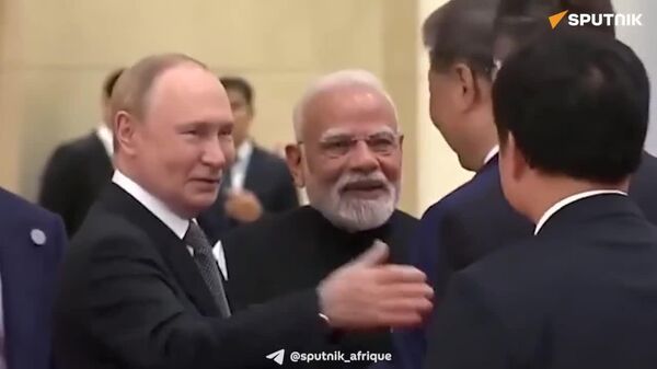 La Russie, l'Inde et la Chine fonderont UN NOUVEL ORDRE MONDIAL: Alexandre Douguine @Dugin_Aleksandr, version numérique, explique - Sputnik Afrique